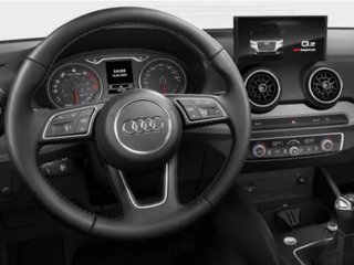 AUDI Q2 35 TDI quattro S tronic Business