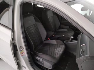 VOLKSWAGEN Taigo 1.0 tsi r-line 110cv dsg