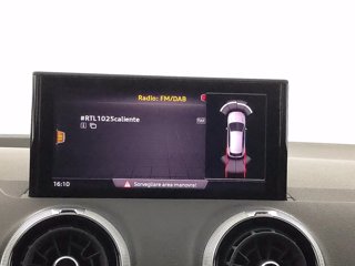 AUDI Q2 35 2.0 tdi identity black quattro s-tronic