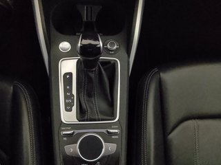 AUDI Q2 35 2.0 tdi identity black quattro s-tronic