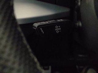 AUDI Q2 35 2.0 tdi identity black quattro s-tronic