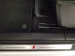 AUDI Q2 35 2.0 tdi identity black quattro s-tronic