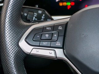 VOLKSWAGEN PASSAT 2.0 TDI R-LINE DSG 4MOTION 193CV