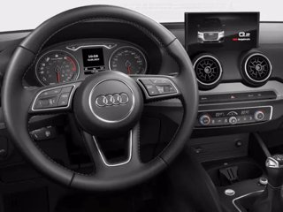 AUDI Q2 35 TFSI Business