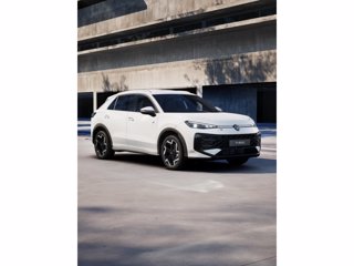 VOLKSWAGEN T-Roc 1.5 eTSI ACT 150 CV DSG R-Line