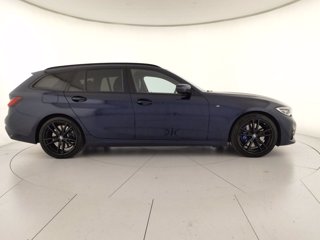 BMW 320d touring mhev 48v xdrive msport auto