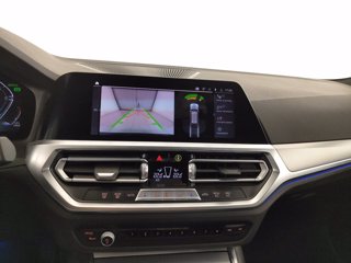 BMW 320d touring mhev 48v xdrive msport auto