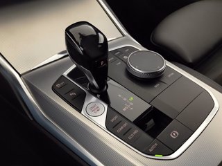 BMW 320d touring mhev 48v xdrive msport auto