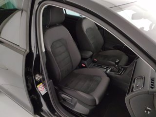 VOLKSWAGEN Golf 5p 1.6 tdi executive 115cv