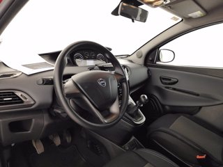 LANCIA Ypsilon 1.2 silver 69cv