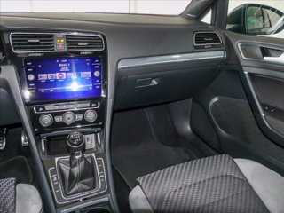 VOLKSWAGEN GOLF 1.0 TSI R-LINE 115 CV