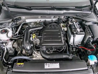 VOLKSWAGEN GOLF 1.0 TSI R-LINE 115 CV