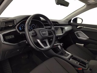 AUDI Q3 40 2.0 tfsi business advanced quattro s-tronic