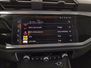 AUDI Q3 40 2.0 tfsi business advanced quattro s-tronic