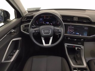 AUDI Q3 35 2.0 tdi business s-tronic