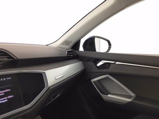 AUDI Q3 35 2.0 tdi business s-tronic