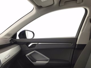 AUDI Q3 35 2.0 tdi business s-tronic