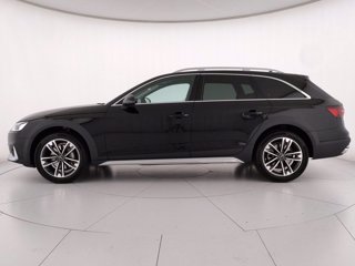 AUDI A4 allroad 40 2.0 tdi mhev identity contrast quattro 204cv s-tronic