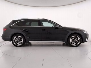 AUDI A4 allroad 40 2.0 tdi mhev identity contrast quattro 204cv s-tronic