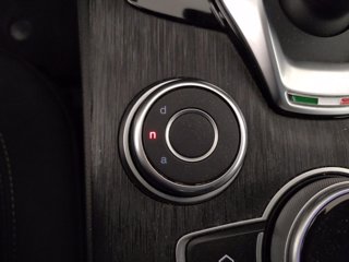 ALFA ROMEO Stelvio 2.2 t business rwd 160cv auto