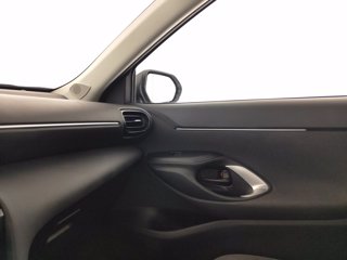 TOYOTA Yaris cross 1.5h active fwd 116cv e-cvt