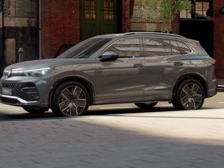 VOLKSWAGEN Tiguan 1.5 etsi r-line plus 150cv dsg