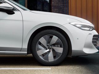 VOLKSWAGEN Passat 1.5 tsi ehybrid business 204cv dsg