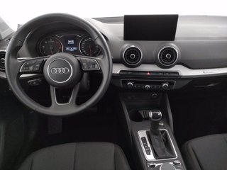 AUDI Q2 35 2.0 tdi business quattro s-tronic