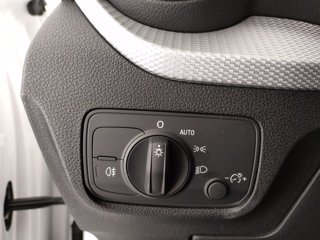 AUDI Q2 35 2.0 tdi business quattro s-tronic