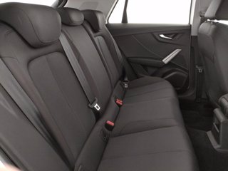 AUDI Q2 35 2.0 tdi business quattro s-tronic