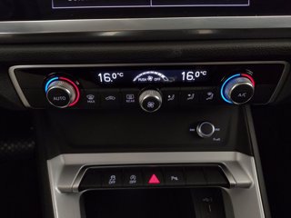 AUDI Q3 35 2.0 tdi business advanced s-tronic