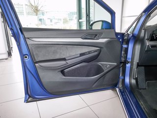 VOLKSWAGEN Golf 1.5 tsi ehybrid style 204cv dsg
