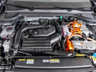 VOLKSWAGEN Golf 1.5 tsi ehybrid style 204cv dsg