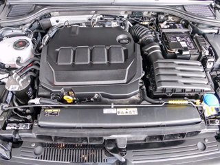 VOLKSWAGEN Golf 2.0 tdi life 115cv