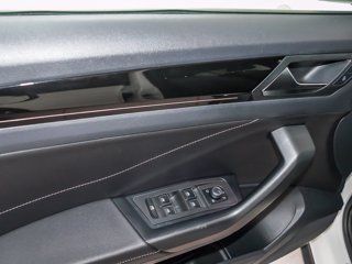 VOLKSWAGEN T-roc 1.0 tsi r-line 110cv