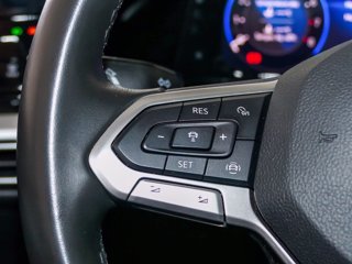 VOLKSWAGEN Golf 1.5 tsi evo life 130cv