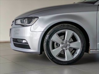 AUDI A3 cabrio 1.6 tdi ambition