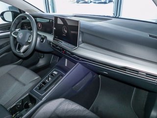 VOLKSWAGEN Golf 2.0 tdi life 150cv dsg