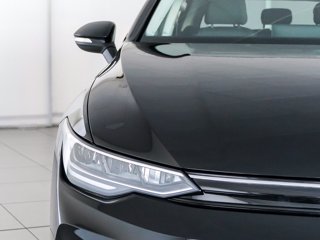 VOLKSWAGEN Golf 2.0 tdi life 150cv dsg