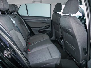 VOLKSWAGEN Golf 2.0 tdi life 150cv dsg