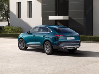 AUDI Q3 SPB e-hybrid 200 kW S tronic Business