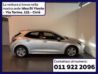 TOYOTA Corolla 1.8h business cvt
