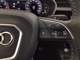 AUDI Q3 40 2.0 tfsi s line edition quattro s-tronic