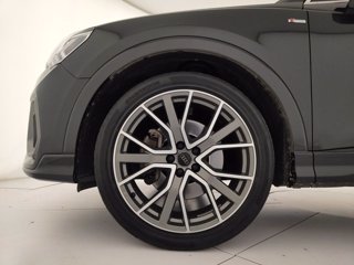 AUDI Q3 40 2.0 tfsi s line edition quattro s-tronic