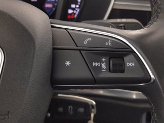 AUDI Q3 35 2.0 tdi business s-tronic