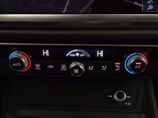 AUDI Q3 35 2.0 tdi s line edition s-tronic