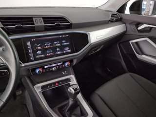 AUDI Q3 35 1.5 tfsi business