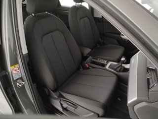 AUDI Q3 35 2.0 tdi business advanced quattro s-tronic