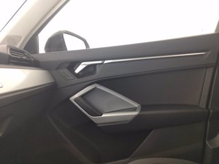 AUDI Q3 35 2.0 tdi business advanced s-tronic