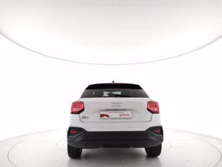 AUDI Q2 30 2.0 tdi business